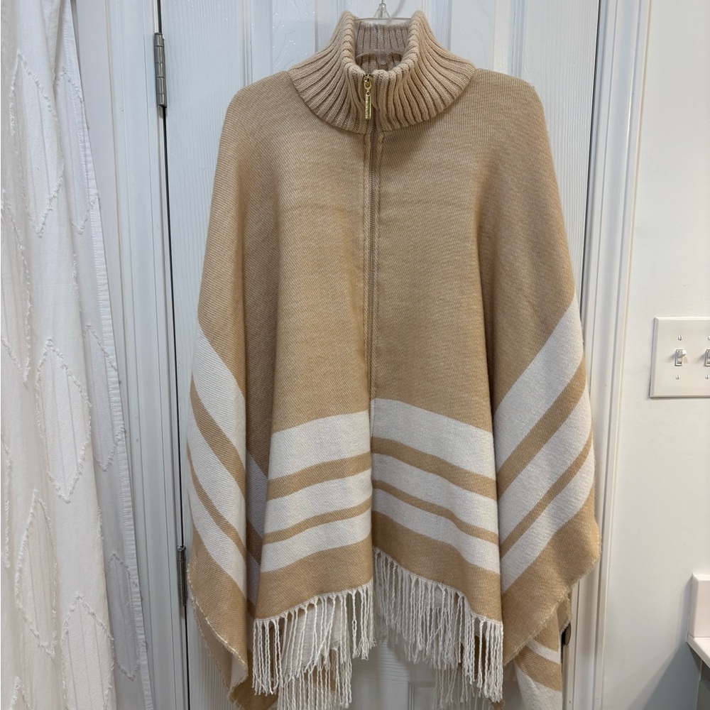 Marc New York Tan and White Poncho
